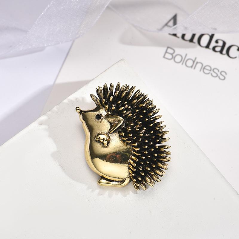 Enamel hedgehog brooch, fashionable clothing accessory, brooch, decoration, fixation, anti glare accessory