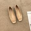 Retro square head simple shallow mouth single shoes women's grandma shoes 2025 spring and autumn new suede late evening wind flat bottom gentle shoes