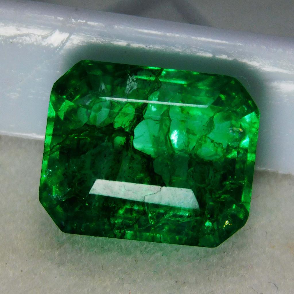 Natural Green Emerald Loose Gemstone 10 ct Emerald Cut Colombian for Jewelry Making and Crafts