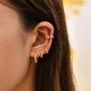 Minimalistische Goldfarbene Kleine Huggie Creolen für Damen Trendige Kleine Kreis-Ketten Ohrknochen-Schnalle Ohrclips Zirkonia Brincos
