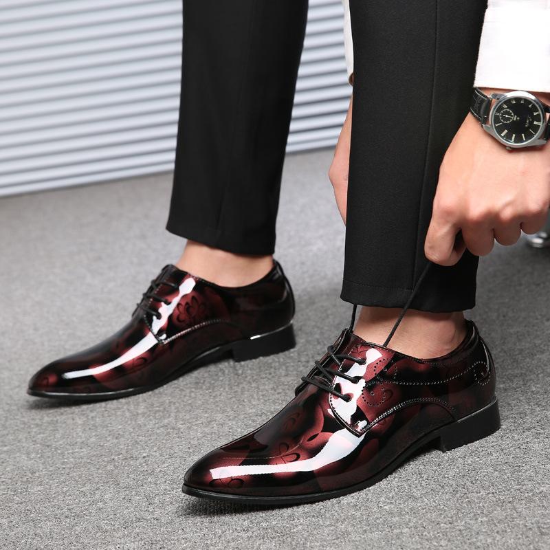 Fashion Retro Floral Pattern Men Dress Shoes High Quality Patent Leather Party Wedding Shoe Lace-Up Oxford Shoes Business Leather Shoes