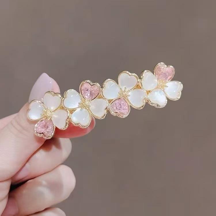 Accesoriu Elegant de Păr cu Flori - Clamă Versatilă de Primăvară