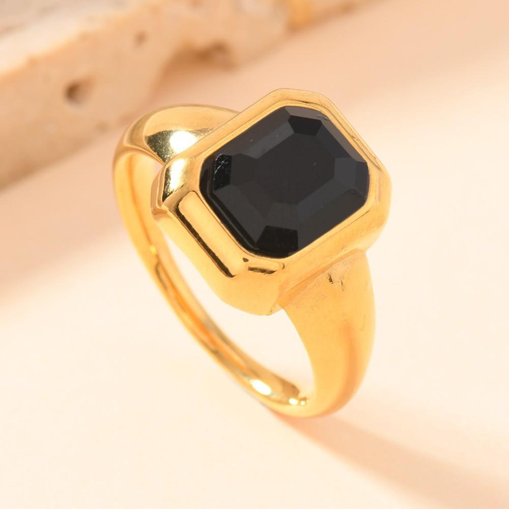 Anello Minimalista Quadrato con Zircone da Donna Acciaio Inossidabile Colore Oro Anelli alla Moda Zircone Geometrico di Lusso Regalo di Compleanno Vendita all'Ingrosso