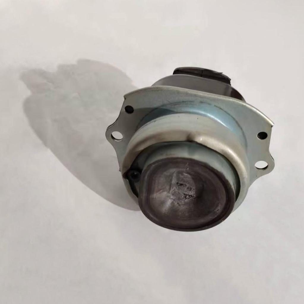 BMW X5/X6 Engine Mount Rubber Pad/Claw (Part #22116865145)