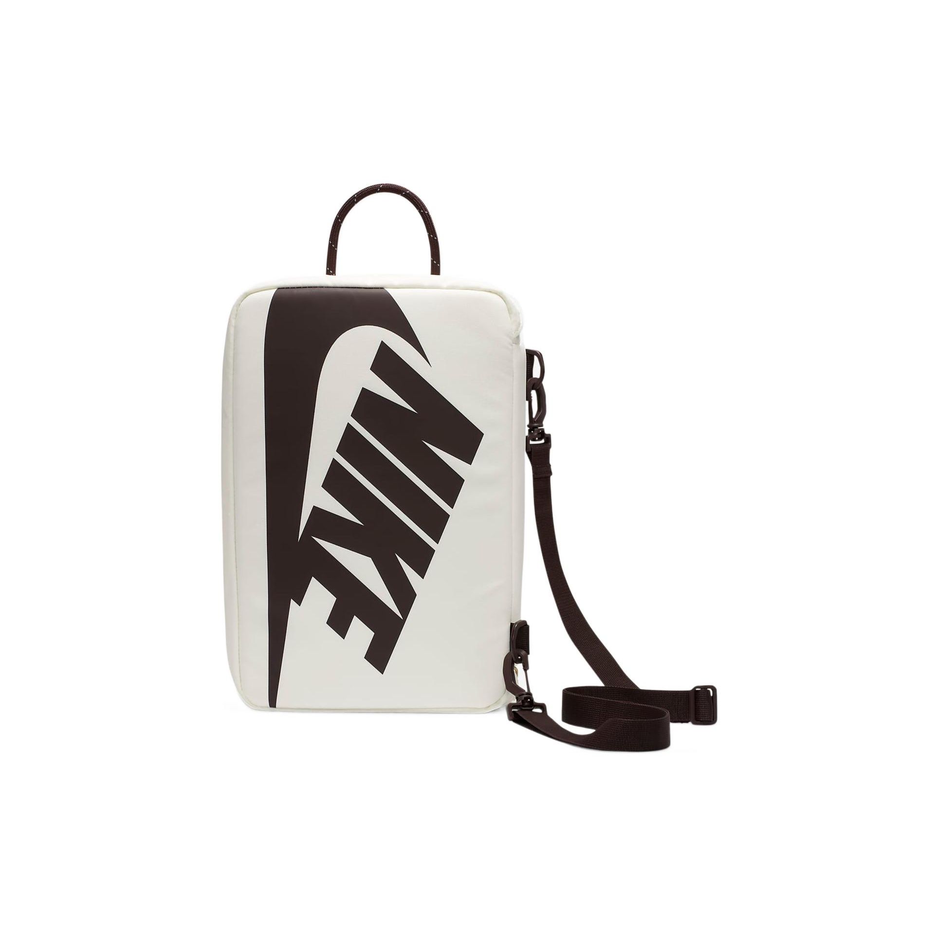 

Nike Training Fitness Rope Handle Design Zipper Closure Fabric Shoe Box Bag Unisex Bags DA7337-133 Sail White/Obsidian Brown