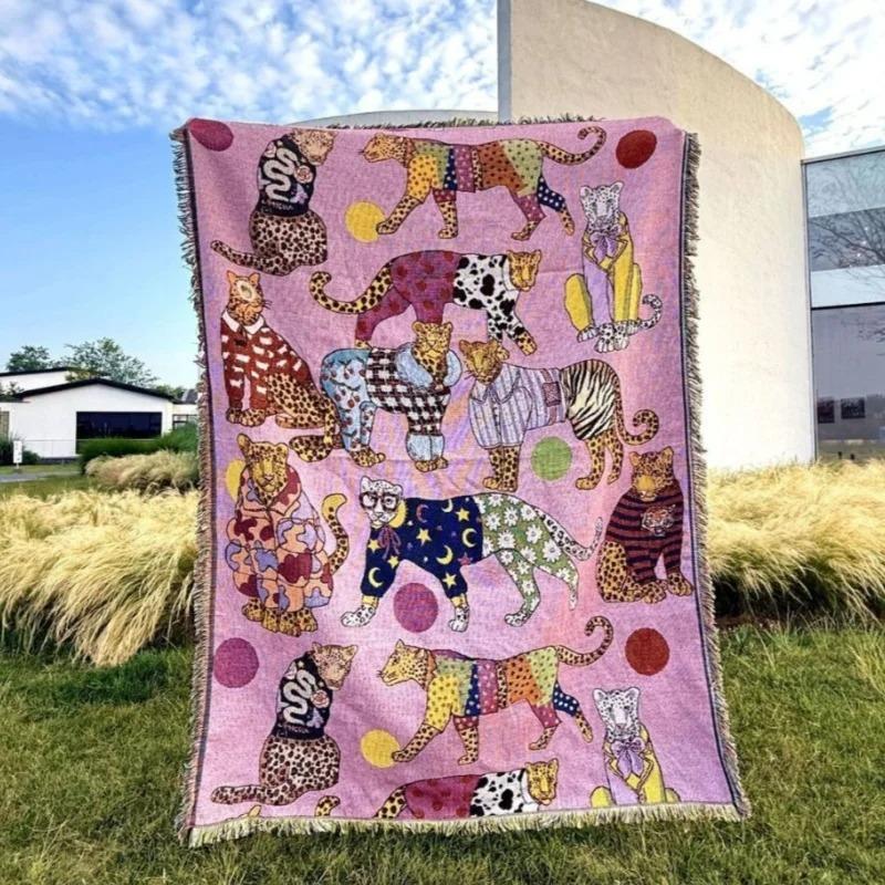 Elegant Leopard Blanket For Beds Cute Animal Picnic Blankets Outdoor Camping Mat Vintage Nordic Style Puppy Tapestry Decoration