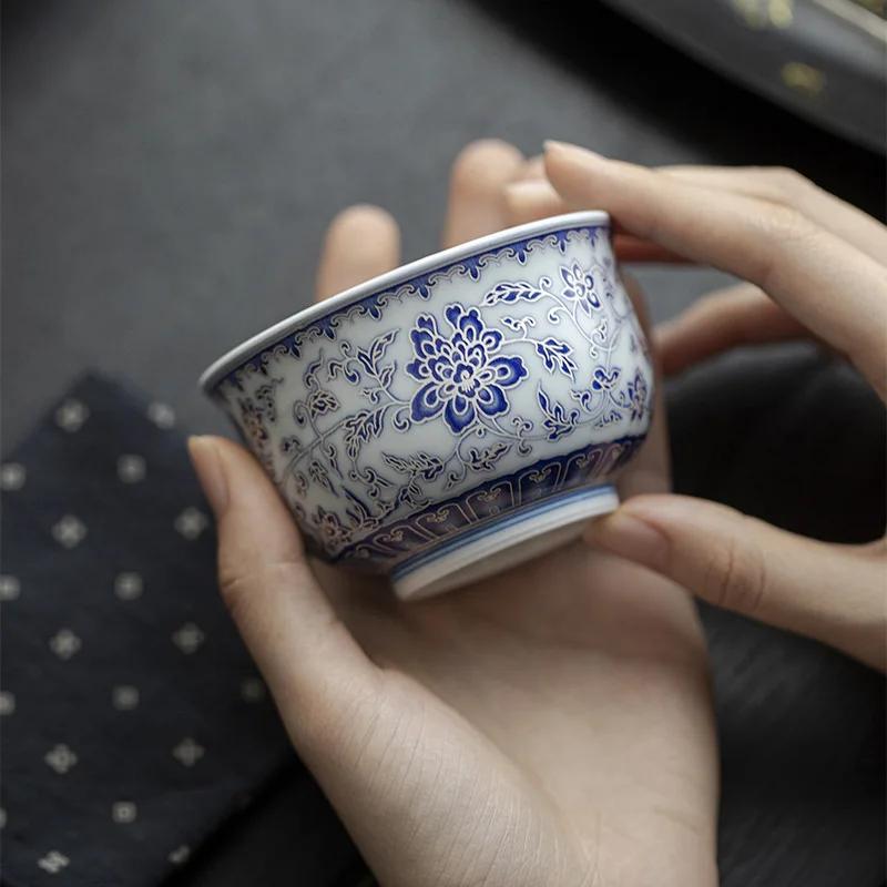 120ML Silver Pattern Blue and White Connected Branch Pressure Hand Cup Kung Fu TeaSet Household Large Master Cup Pu'er Tea Cup