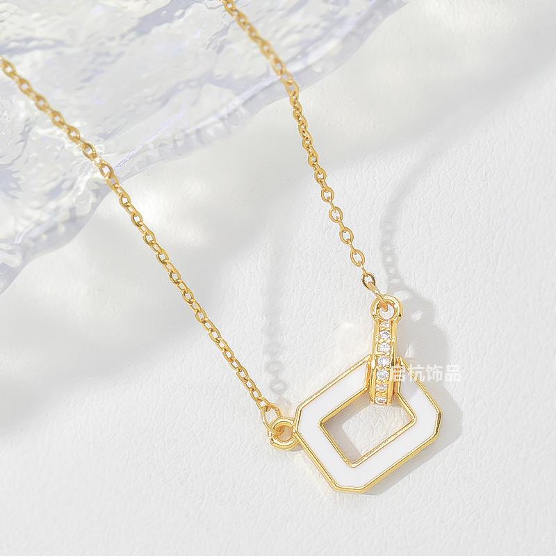 

Q Letter Necklace Women S High Sense Trend Personality Geometric Pendant Collarbone Chain Jewelry