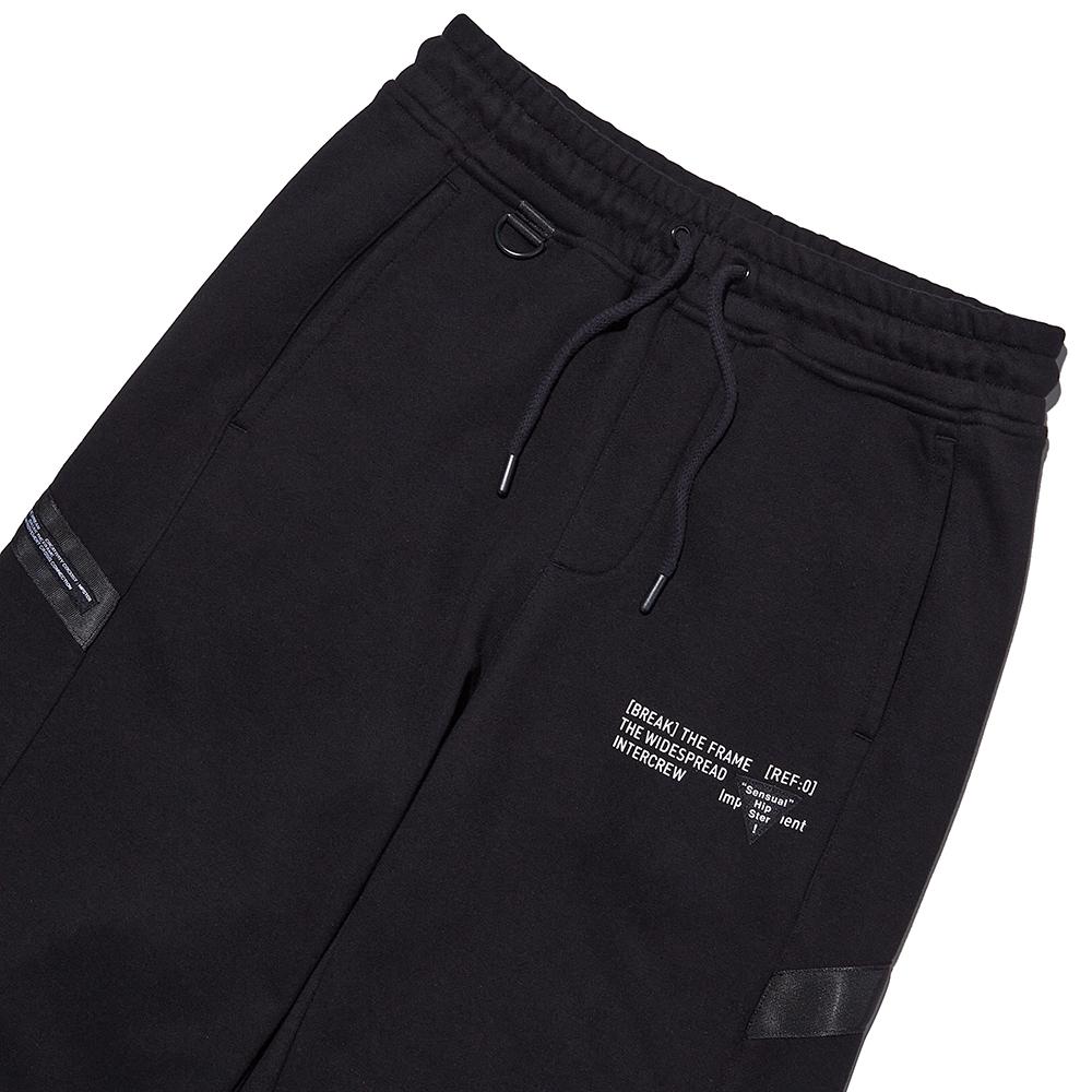 INTERCREW [24Ss] Label Layering Straight Pants Black Ity1Rl01Abk