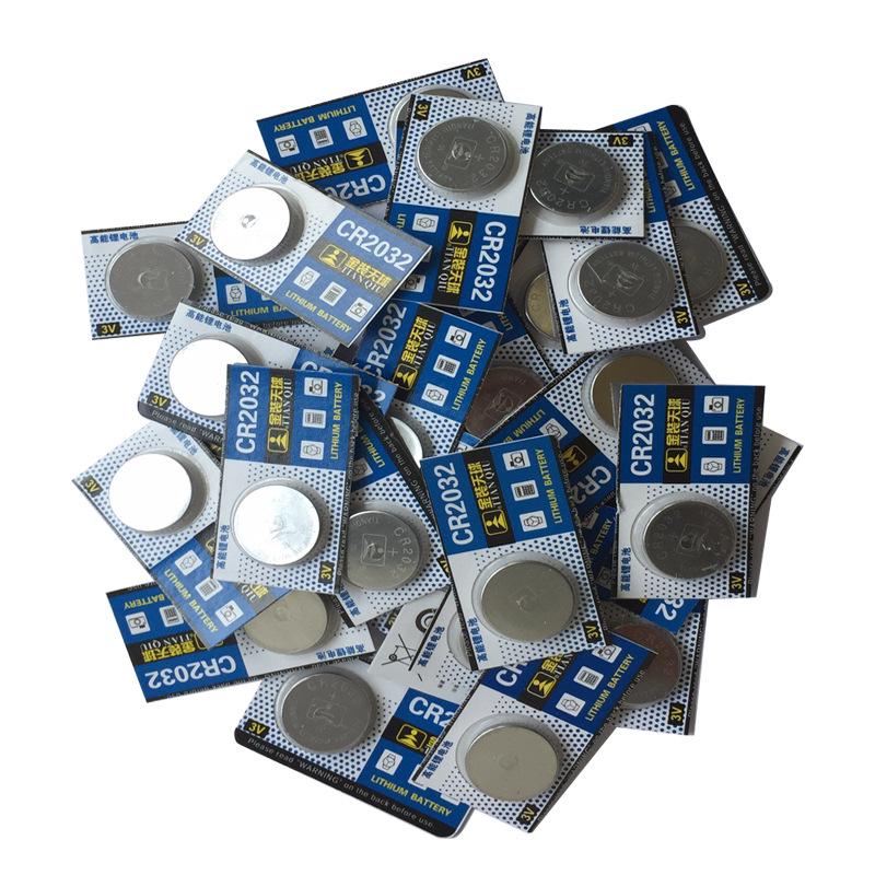 CR2032 Button Battery for Luminous Fishing Float - Ideal for Silver Carp and Bighead Carp Floats.