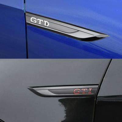 2Pcs ABS Car Side Fender Blade Emblem Badge Stickers Decal - Auto Body Decorative Accessories for Polo Passat B5 B6 B7 T4 T5 Golf 4 5 6 Tiguan Jetta
