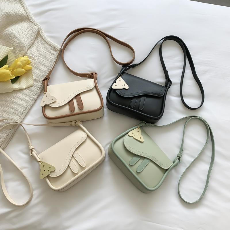 Textured Bag Women's Pre-Autumn New Fashion Single Shoulder Crossbody Bag Trendy Fashion Armpit Saddle Bag