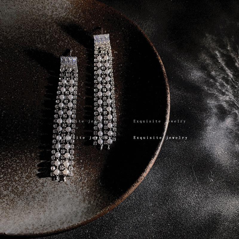 Korean Celebrity 2022 Trendy 925 Silver Drop Earrings - Elegant, Long, Slimming Design for Women