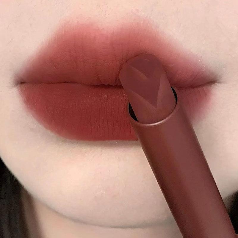 Fermentierter Reiswein: Trendiger C-Position Bomb Field Rose Retro Lippen-Mud - Super heißer matter Lippenstift für Studenten.