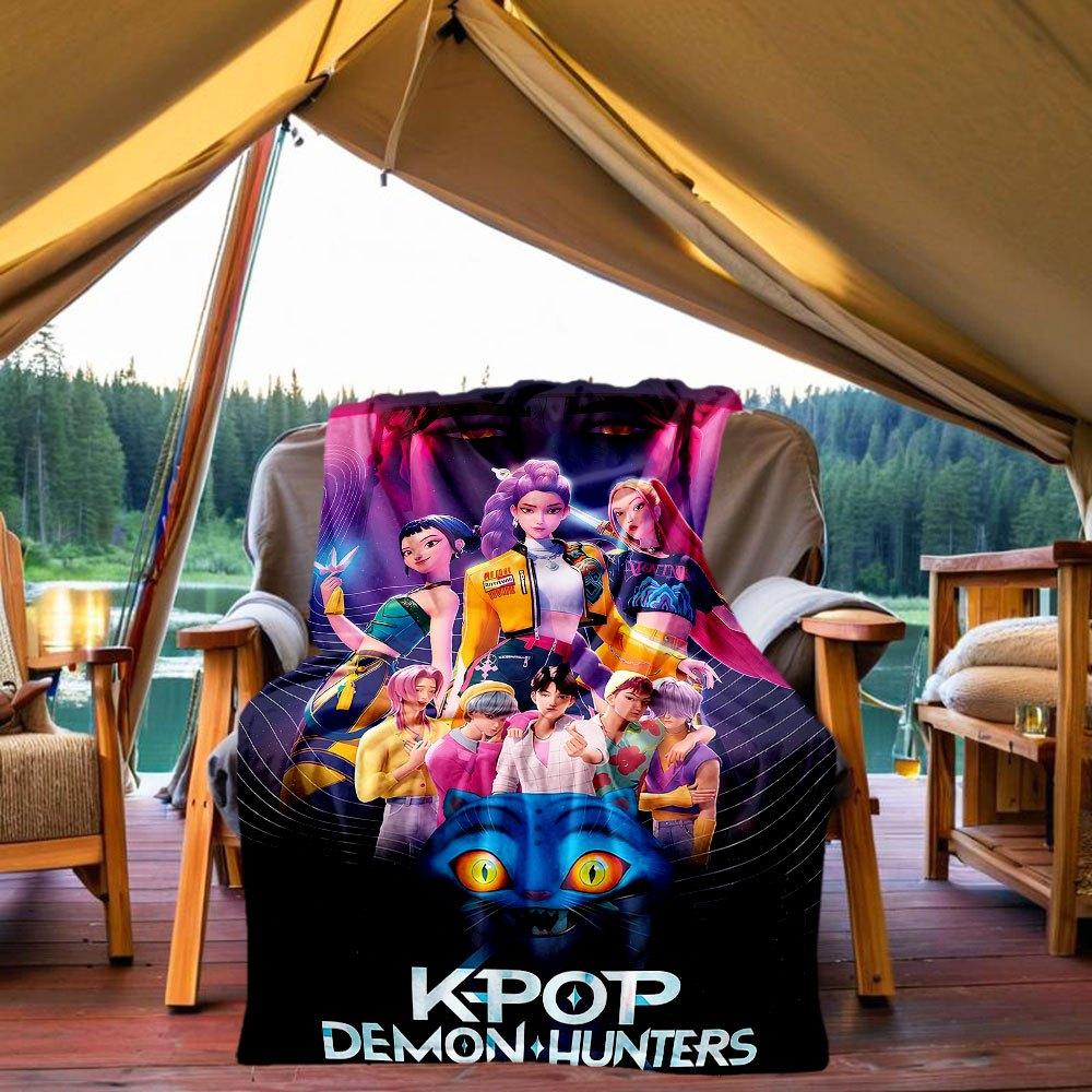 

KPOP Demon Hunters: The Official Merchandise Collection Blanket Lightweight Flannel Throw Blanket for Sofa, Bed, Travel, Camping, Livingroo 130x150cm