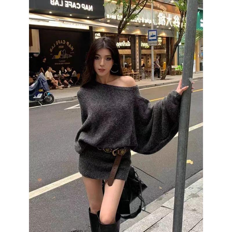 

Модное элегантное женское трикотажное платье в корейском стиле с длинным рукавом и талией, облегающее платье-свитер с открытыми плечами, однотонная повседневная свободная одежда 1402 One Size серый