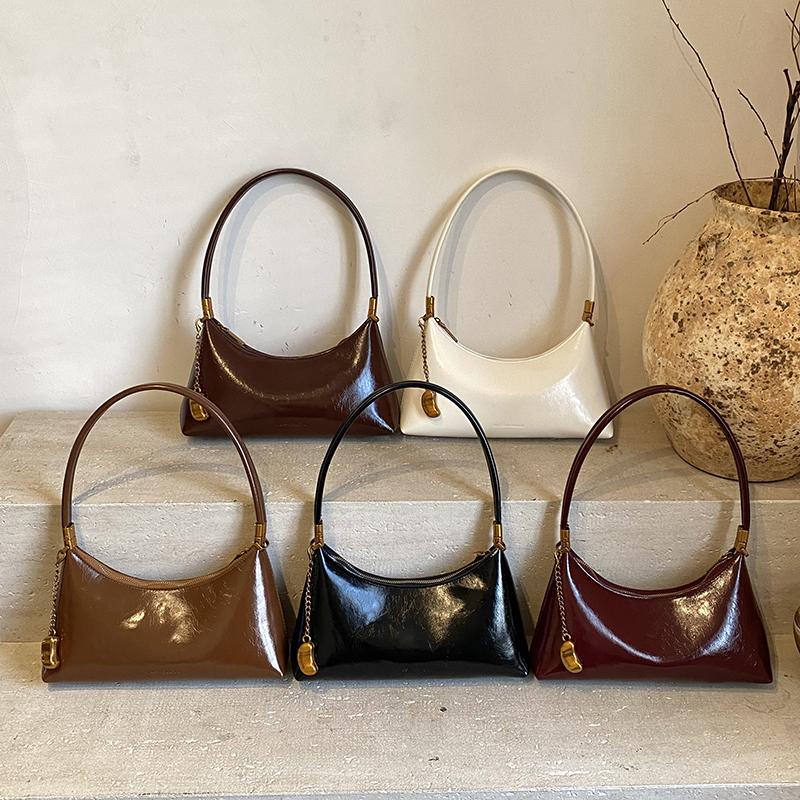 Retro Leather Shoulder Bag Women's Underarm Moon Tooth Crossbody Bag Handheld Bag Elegant Design Fashion Chain Pendant Handbag