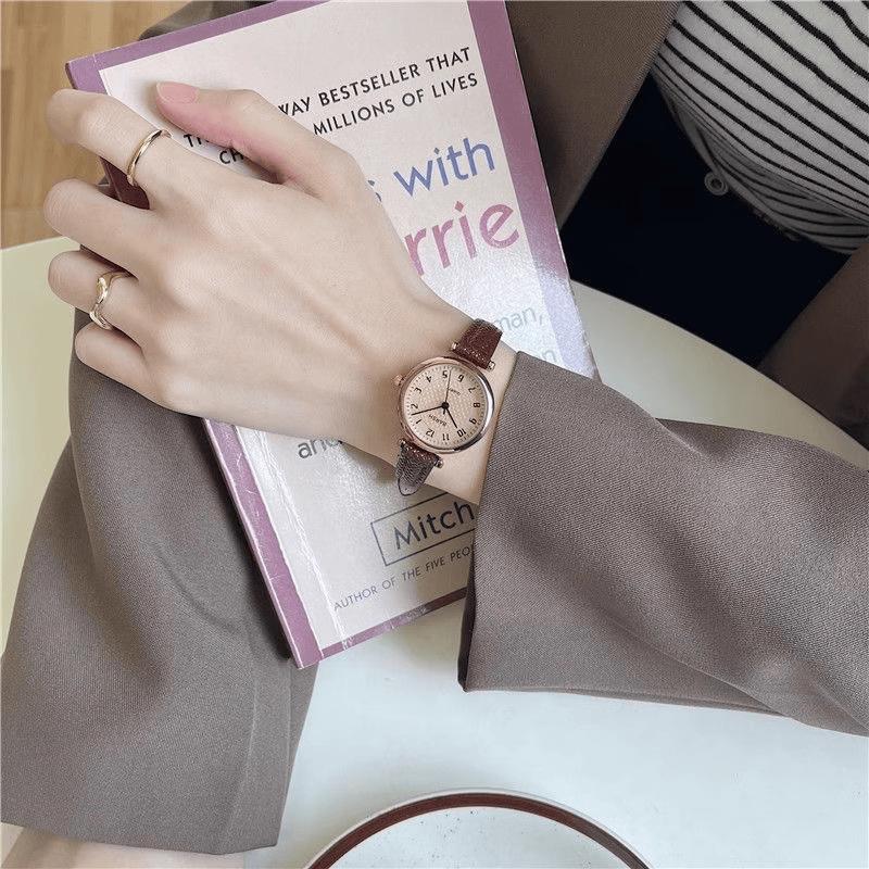 Louis Juerun Retro Silent Quartz Women's Watch