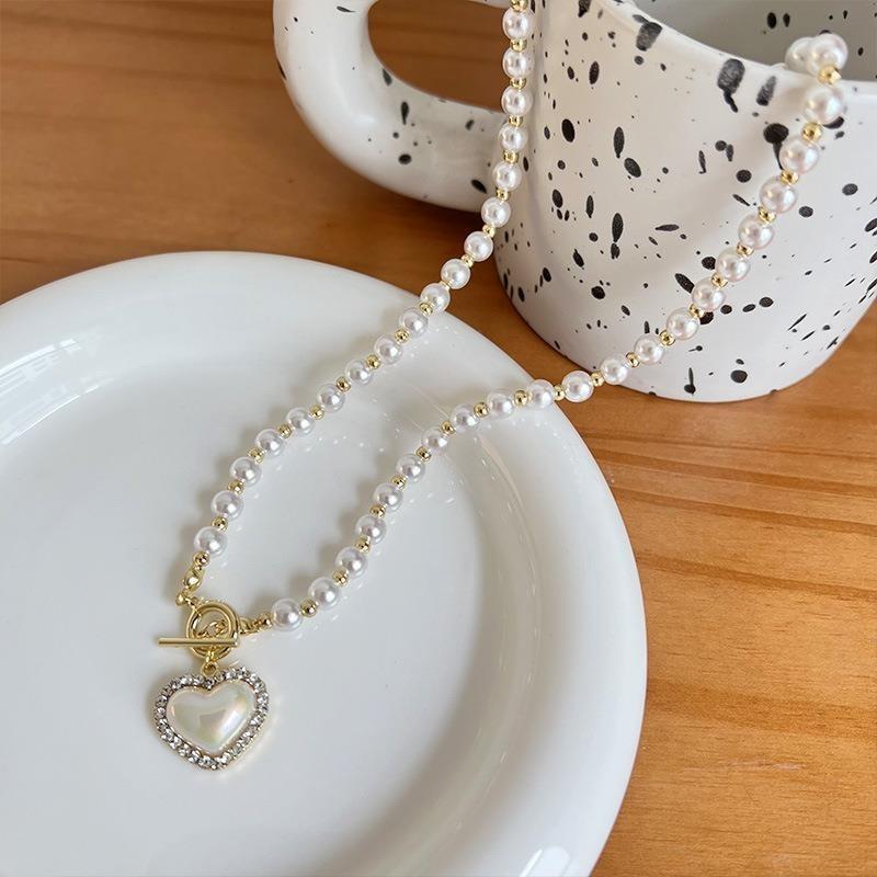 Pearl neck chain niche design sense mermaid Ji love collarbone chain, high temperament sweet necklace