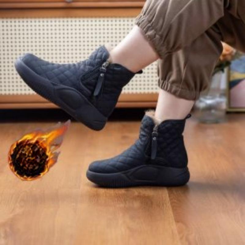 The New Style of Snow Boots and Women's Shoes Features A Short Leg with A Sponge Sole That Is Waterproof and Anti-slip