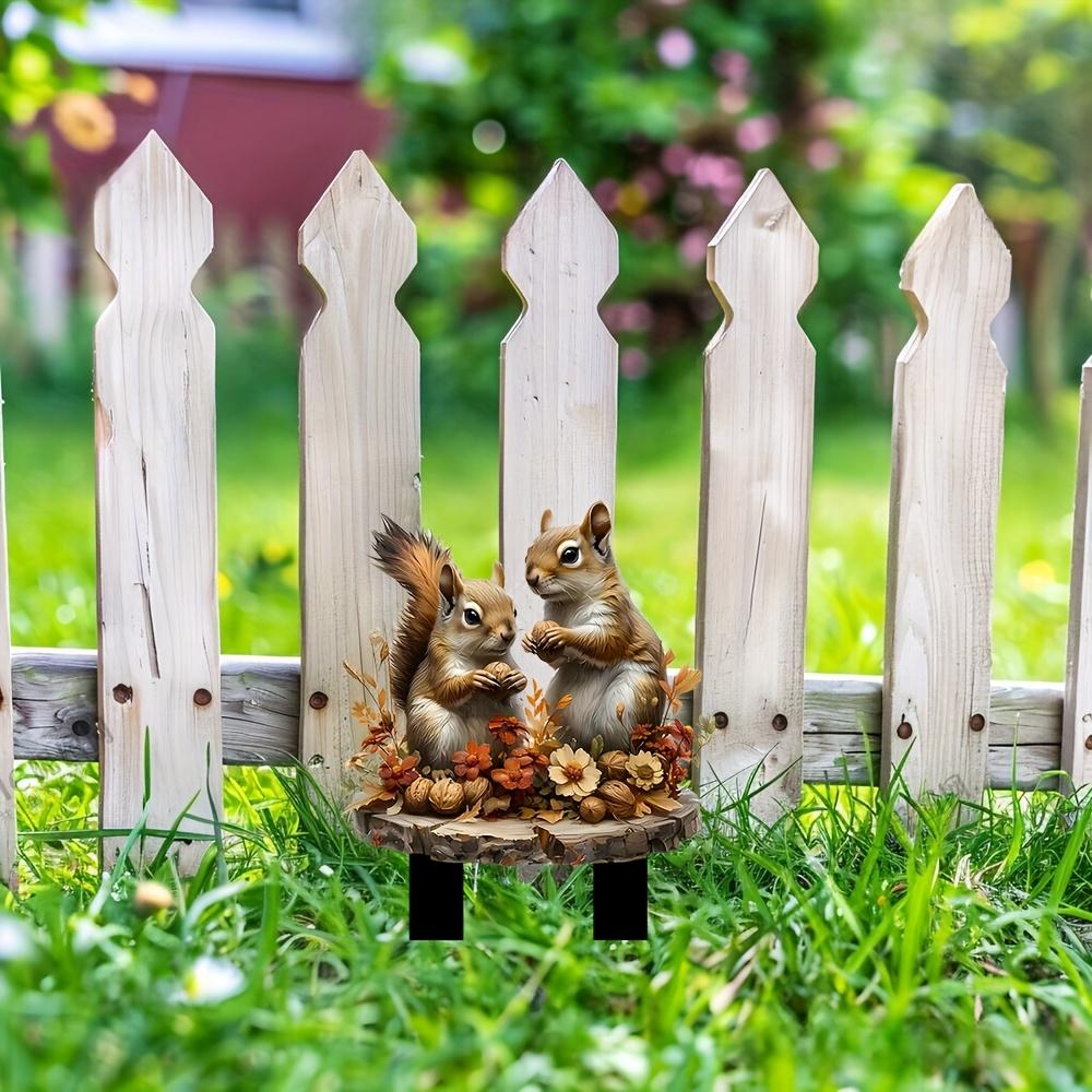 2D Charming Squirrel, Garden Pile - Outdoor Art Deco, Suitable for Flowerpots and Landscaping, Bohemian Animal Theme