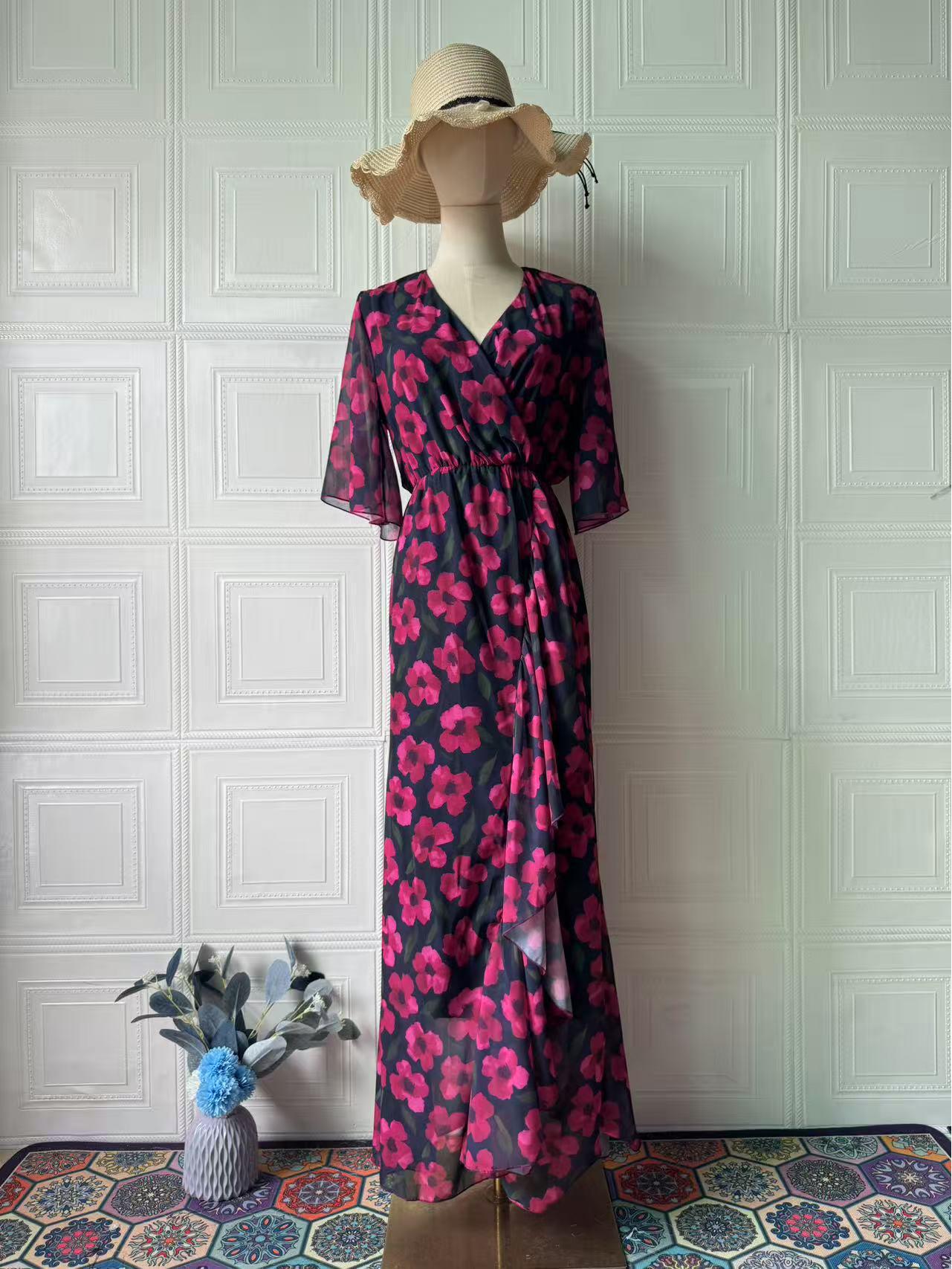 

2025 Summer Retro Sexy V-Neck Short-Sleeve Long Dress L