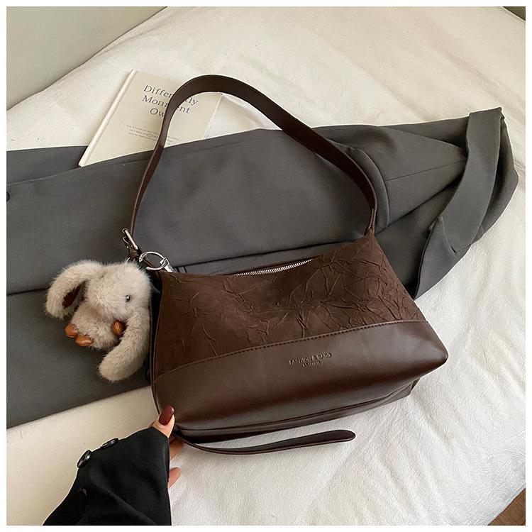 Large capacity dumpling bag women's winter new simple shoulder messenger bag student class commute small square bag