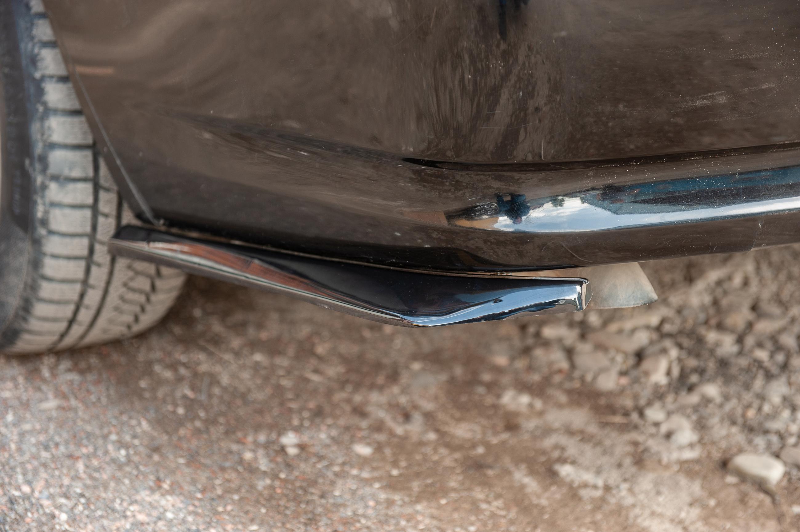 

Universal Flap overlay for rear bumper DPT (ABS) (2 pcs) (black gloss)