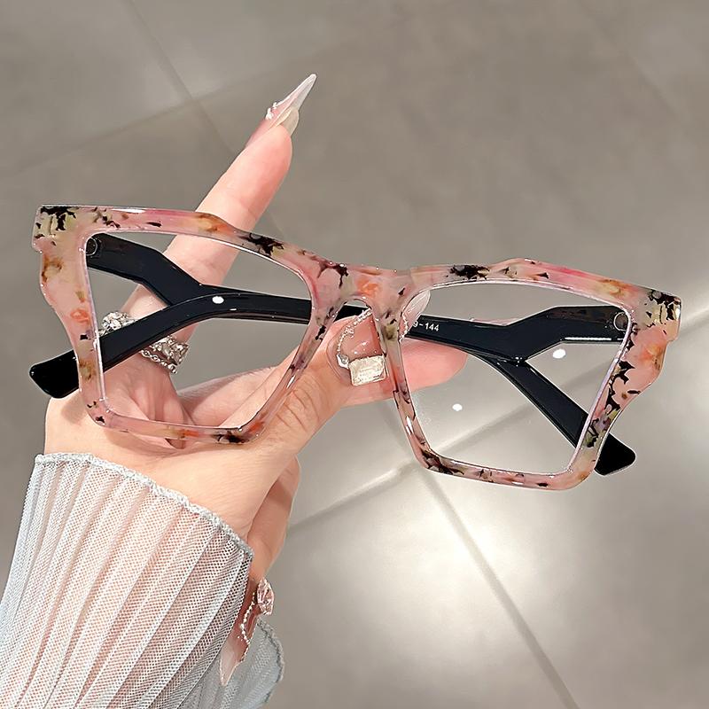 

Lrregular Anti-Blue Light Glasses A Quirky And Fashionable Item For European And American Dance Parties And Parties