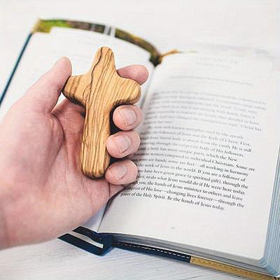 Palm Cross Olive Wood Smooth Hand Cross Wooden Prayer Cross Christ Ornaments Holding Crosses Religious Charm Necklace Pendant