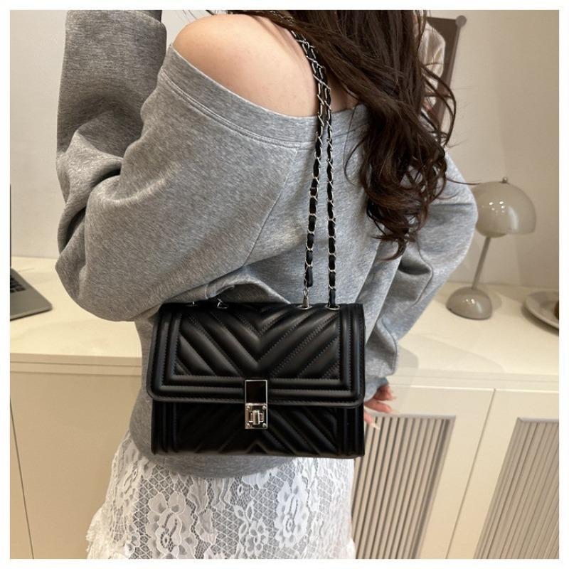 mall bag women's bag winter new trendy fashion diamond chain messenger bag simple women's shoulder bag