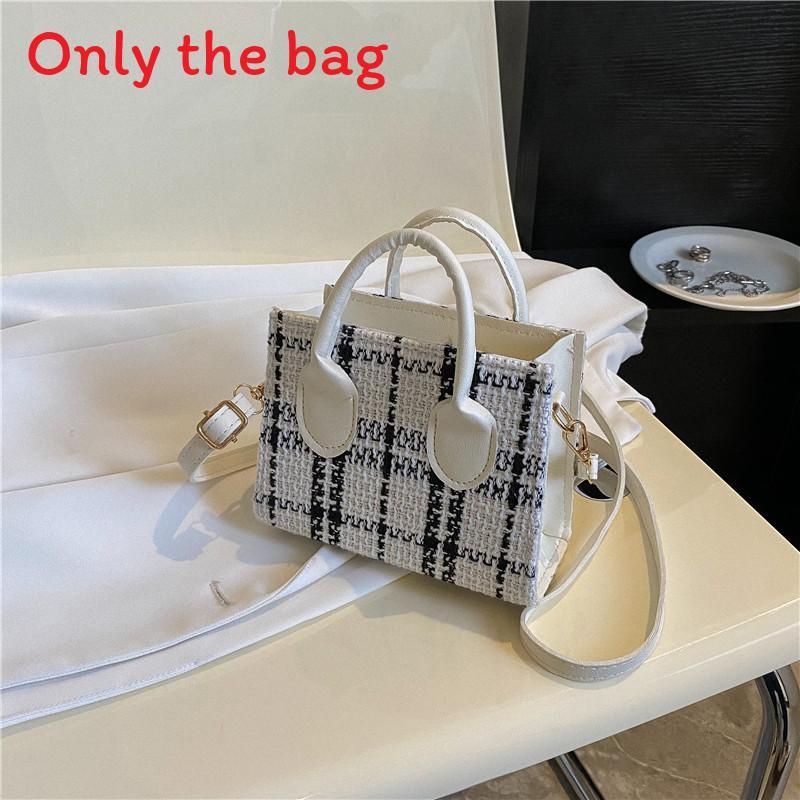 Fashion Grid Pattern Womens Small Shoulder Bag With Zipper Closure For Daily Use