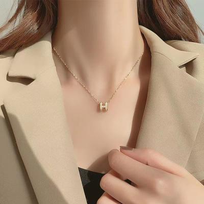 Nuevo collar con letra H de circón microincrustado para mujer, moda versátil, diseño de lujo ligero, cadena para la clavícula con joya