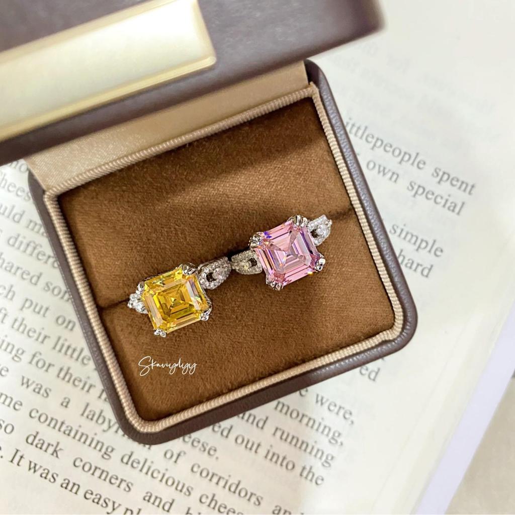 Elegant Yellow Diamond Ring with Square Pink Open Design