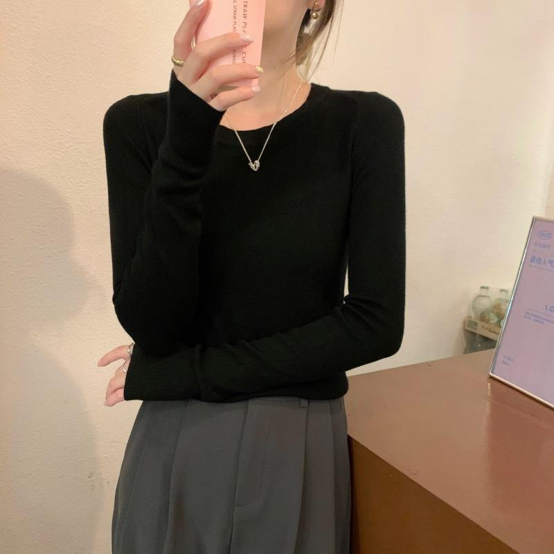 Temperament crew neck knitted top women's spring slim-fitting and thin inner sweater simple long-sleeved bottoming shirt
