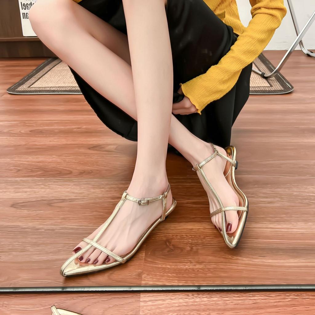 Flat-soled Sandals for Women's Summer Wear Casual Wind Slope Heel Pointed Sandals Fashion Women's Shoes 2025 New Shoes for Women