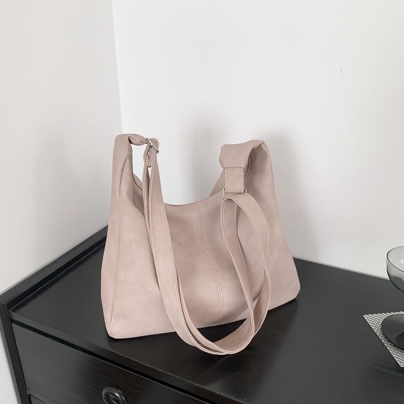 Trendy Womens Large Capacity Tote Bag With Chic Street Style Perfect For Casual Outfits