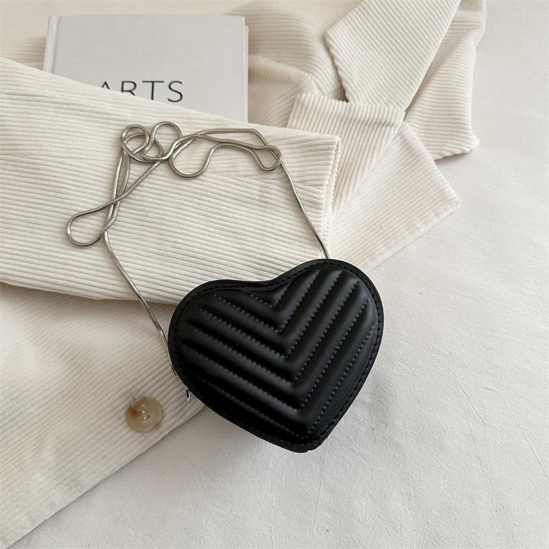 Simple foreign style solid color small bag women's 2025 summer new shoulder messenger bag texture love bag women's bag