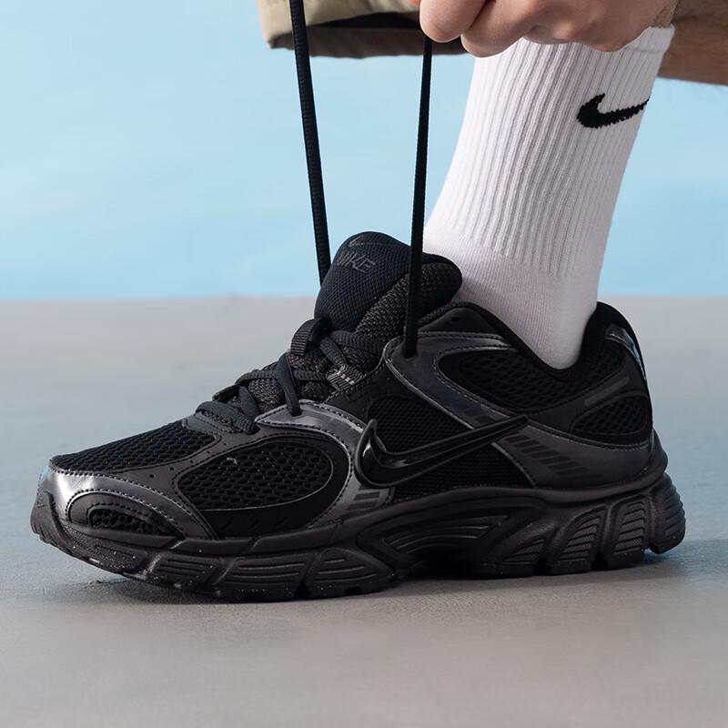 Nike Men s V5 RNR Sport Casual Shoes US 6.5