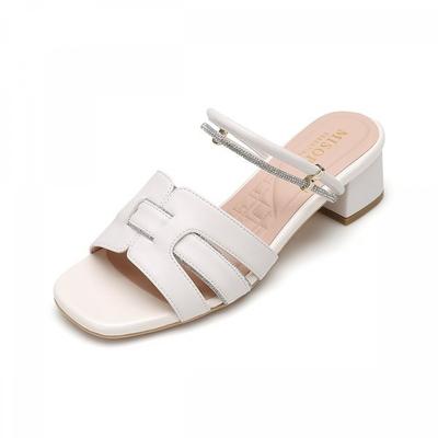 Women Slipper Model 012523701