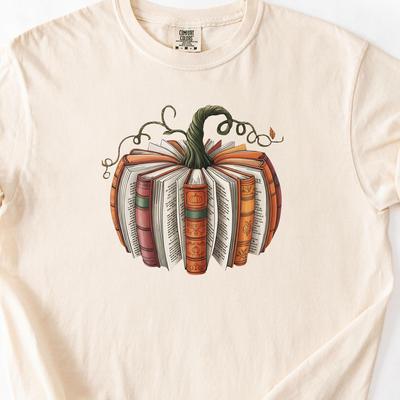 Fall Book Pumpkin Halloween Teacher T-Shirt: Librarian Gift