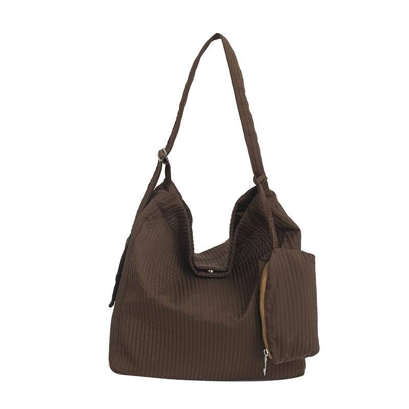 

Bag women s new 2025 large-capacity texture mother and child bag commuting simple casual shoulder bag versatile messenger bag 33*33*16 темно-коричневого