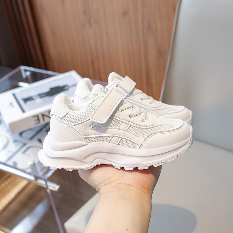 

Новая детская модная дышащая обувь для детей, студентов, трендовые четыре сезона, мягкая подошва, спортивные кроссовки для бега для мальчиков и девочек, удобные спортивные кроссовки 26 белый