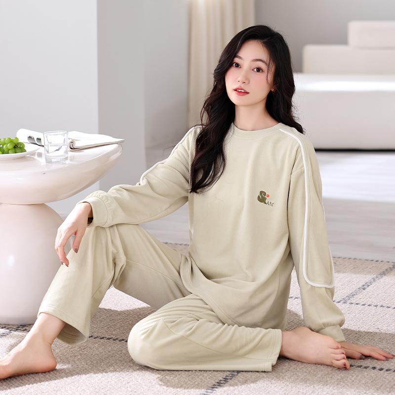 Coral Fleece Pajamas Women'S Autumn And Winter Fleece Thickened Round Neck Pullover Can Be Worn Outside Island Fleece Loungewear Set