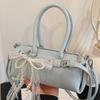 New Portable Temperament Casual Shoulder Messenger Bag Baguette Bag Fashion Sense Spring and Summer Niche Handbag