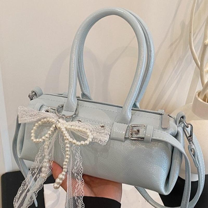 New Portable Temperament Casual Shoulder Messenger Bag Baguette Bag Fashion Sense Spring and Summer Niche Handbag