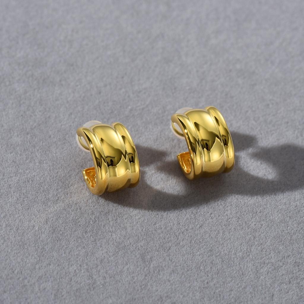 Minimalist Metal Cold Wind C-Shaped S925 Silver Needle Stud Earrings Irregular Circle Earrings Unique Personality Earrings