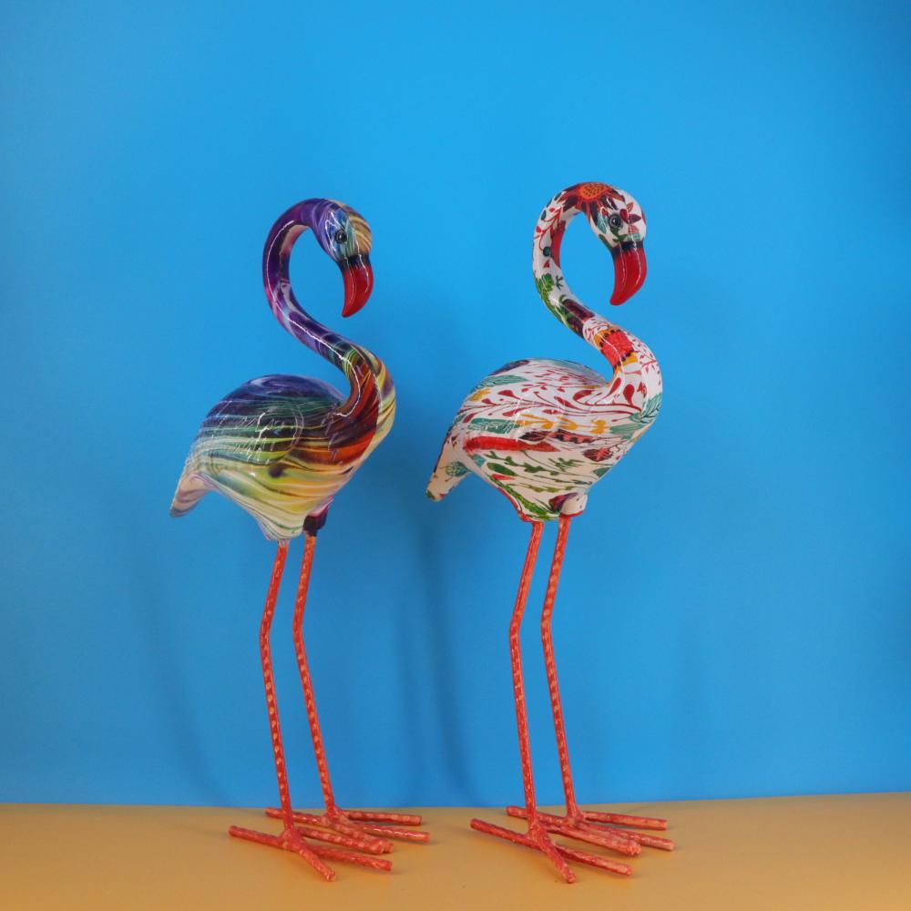 Nordischer Stil Bunte Graffiti Flamingo Figuren Kreative Heimdekoration Ornamente Innen Schreibtischzubehör Tierstatue