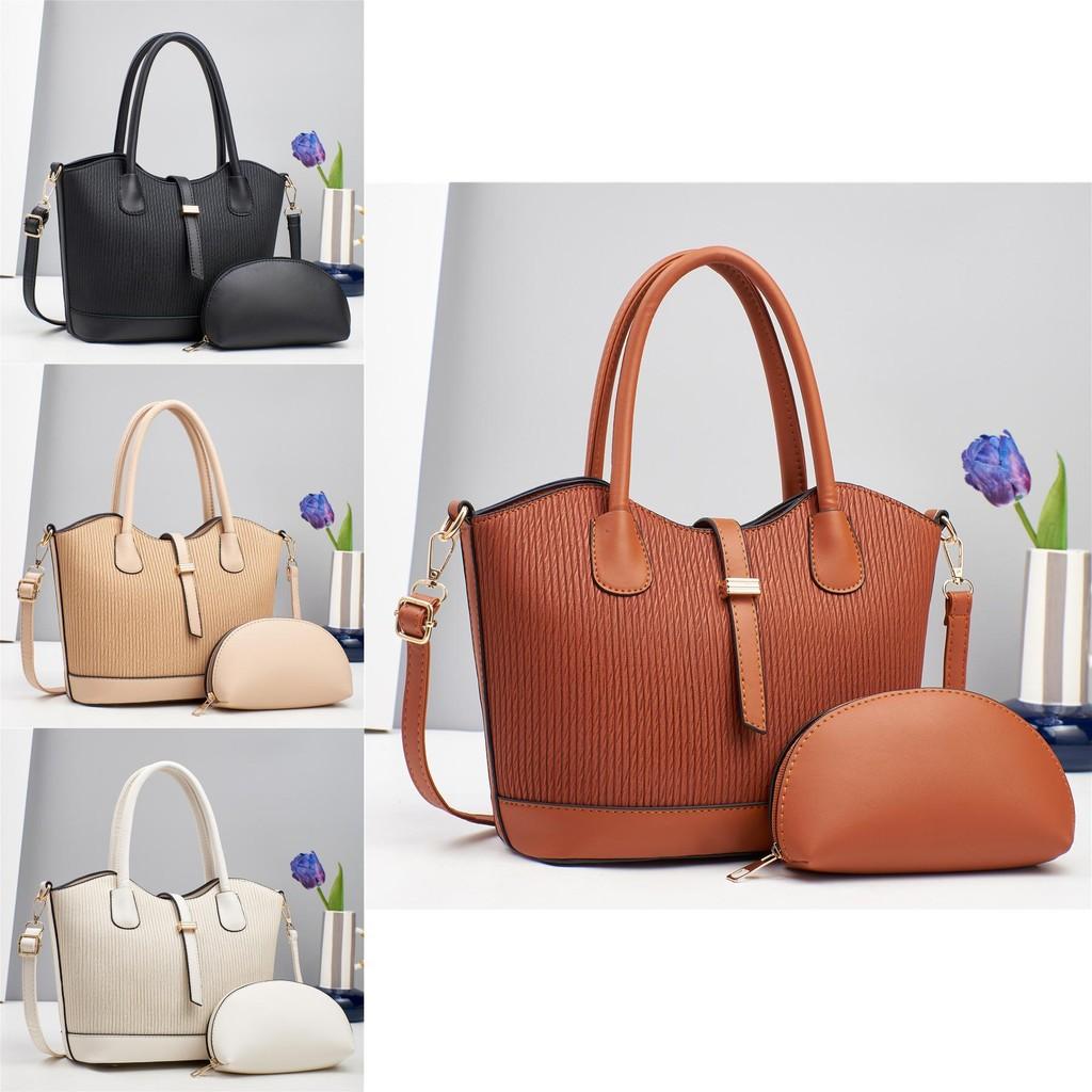 Comfortable Everyday Handbag For Women With Ample Storage And Stylish Appearance