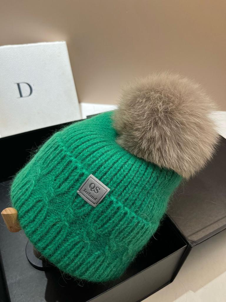 Iceland Flower and Youth Winter Fox Hairball Knitted Hat European and American Cold Warm Rabbit Hair Wool Hat Female